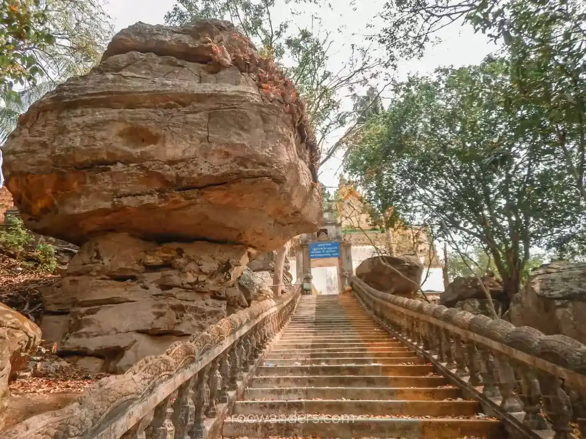Phnom Santuk Mountain Temple and Local Spider Market in Kampong Thom